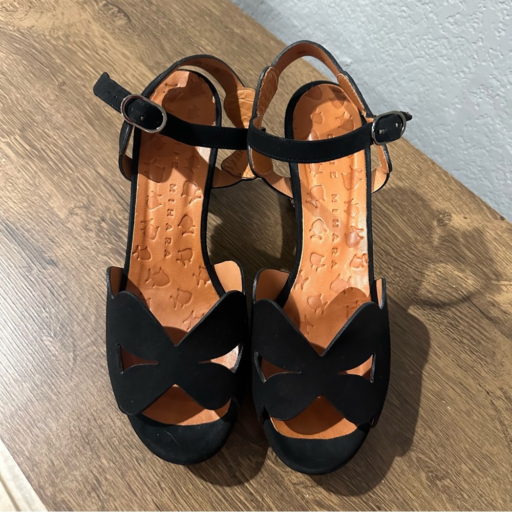Chie Mihara Black Suede Scalloped Block Heel Sandals with Patterned Heel - Picture 2 of 5
